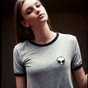 Brandy Melville • short sleeved alien crop top